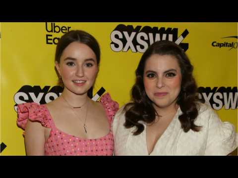 VIDEO : Beanie Feldstein Talks Lesbian Representation In 'Booksmart'