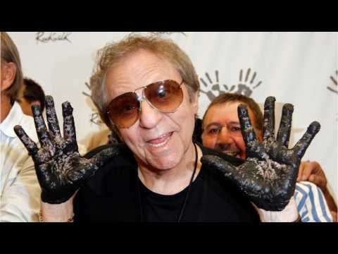 VIDEO : Drummer Hal Blaine, who played on hundreds of rock's greatest songs, is dead at 90