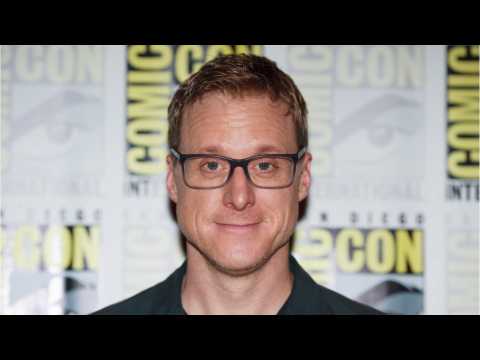 VIDEO : Disney's Aladdin Finds Its Iago