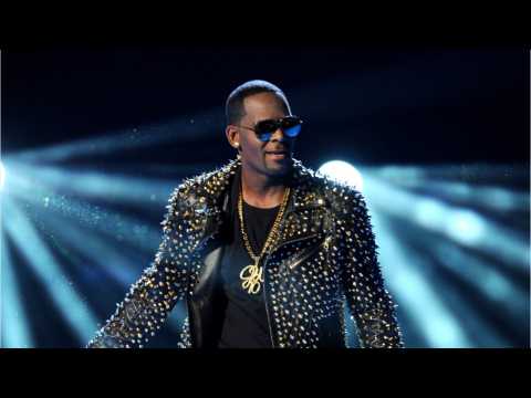 VIDEO : R. Kelly Bail Set At $1 Million