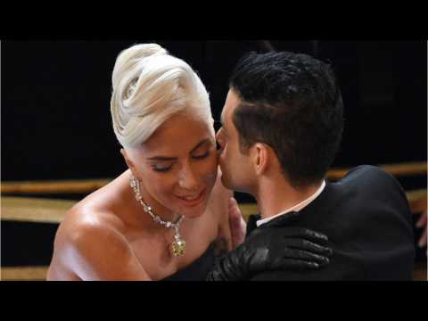 VIDEO : Lady Gaga Fixed Rami Malek's Bow Tie In Adorable Oscars Moment
