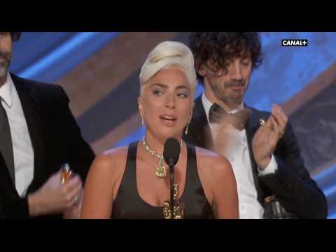 VIDEO : Lady Gaga en larmes pour son Oscar - ZAPPING PEOPLE DU 25/02/2019
