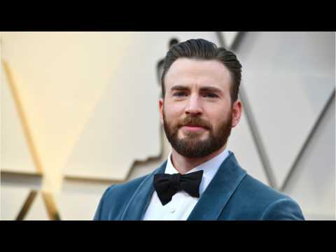 VIDEO : Chris Evans Praised For Classy Oscars Move