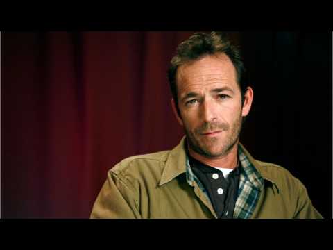 VIDEO : How Luke Perry's Family Decided To Take Him Off Life Support