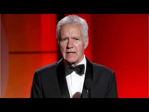 VIDEO : Jeopardy's Alex Trebek Will Still Work?As He Fights Stage 4 Cancer