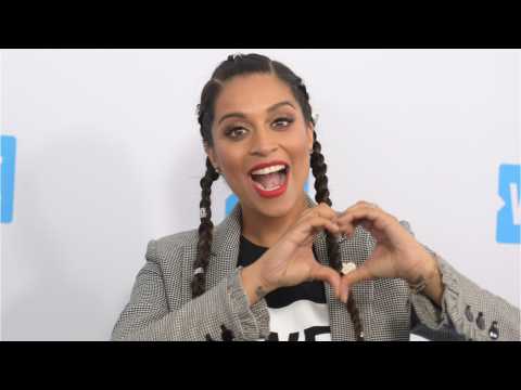 VIDEO : Lilly Singh Replaces Carson Daly In NBC?s Late Late Slot