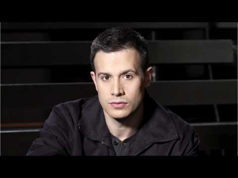 VIDEO : Freddie Prinze Jr. Takes On Role In The CW's 'Nancy Drew' Pilot