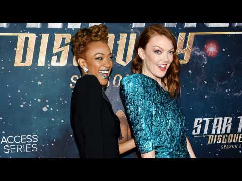 VIDEO : Will 'Star Trek' Bringing Back The 'Skant' Uniform?