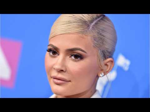VIDEO : Kylie Jenner 'Terrified' Of Plastic Surgery