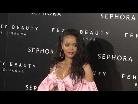 VIDEO : Rihanna cumple 31 aos con nuevo lbum  en el horizonte