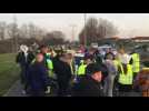 Les gilets jaunes tentent d'empêcher l'arrestation d'un des leurs à Calais