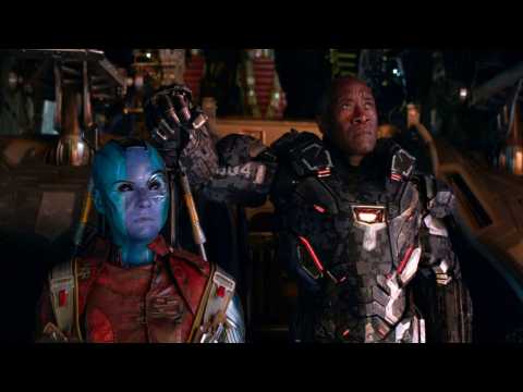 VIDEO : The Avengers Fight To Queen Music In Epic Fan Video