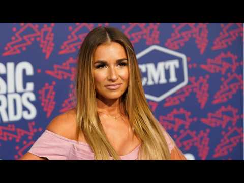 VIDEO : Jessie James Decker Said Her Brother Inspired Her 'Old Town Road' Cover