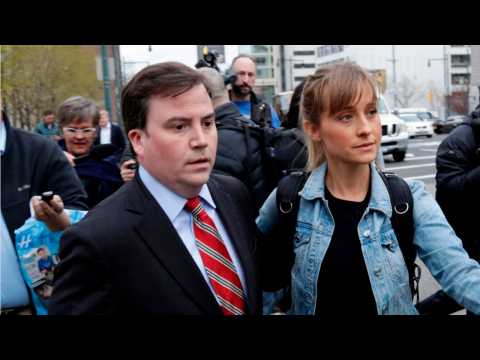 VIDEO : Women Testifies Against Smallville Actress Allison Mack's Role In Sex Cult NXIVM
