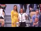 Roland-Garros : Iris Mittenaere porte la coupe avant le Tournoi (vidéo)