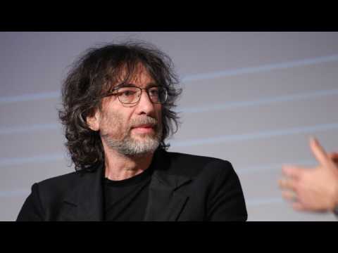 VIDEO : Neil Gaiman Responds To Christian Group Trying To Get 'Good Omens' Shut Down