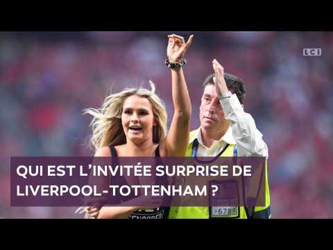 VIDEO : Kinsey Wolanski, l'invite surprise de la finale Liverpool-Tottenham