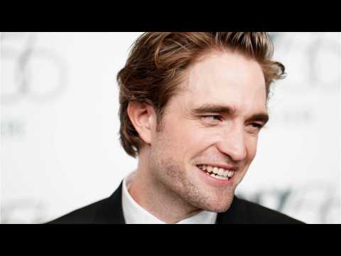 VIDEO : The Batman Director Breaks Silence On Robert Pattinson Casting