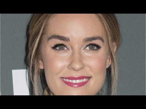 VIDEO : Lauren Conrad Shares Winged Eyeliner How-To