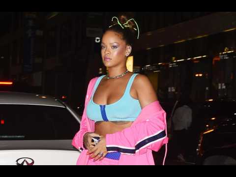 VIDEO : L'album de Rihanna encore incomplet