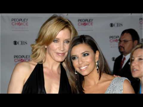 VIDEO : Eva Longoria Shows Support Toward Felicity Huffman After College Cheating Scandal