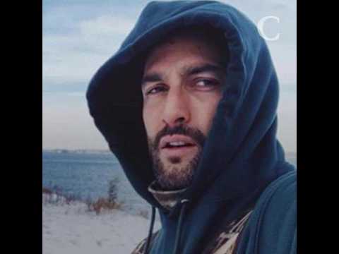 VIDEO : Alerte beau gosse inconnu : Noah Mills