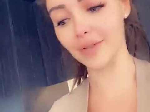 VIDEO : Nabilla : En larmes sur Snapchat, elle fait une grosse confidence au sujet de son pre
