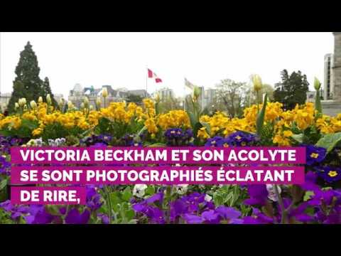 VIDEO : PHOTOS. En vacances avec Elton John dans le Sud de la France, Victoria Beckham se lâche !