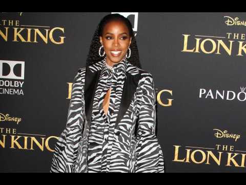 VIDEO : Kelly Rowland nie les rumeurs d'une tourne mondiale pour les Destiny's Child