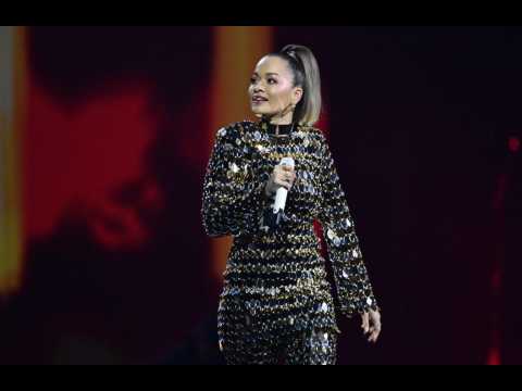 VIDEO : Rita Ora ne veut plus 'cacher' son ct 'sensible'