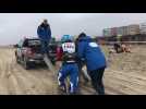 Enduropale du Touquet : reportage à bord d'un pick-up balai qui récupère les motos en panne