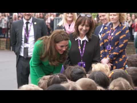 VIDEO : Kate Middleton publica su foto ms tierna con su hija Charlotte