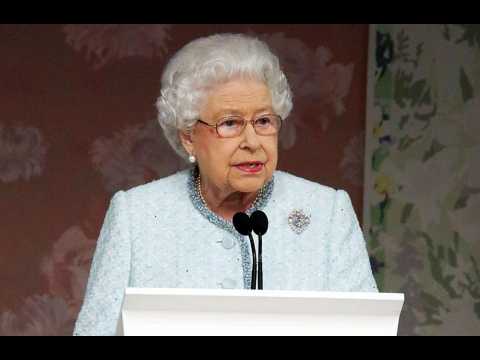VIDEO : Famille royale : la reine laisse la porte ouverte au prince Harry
