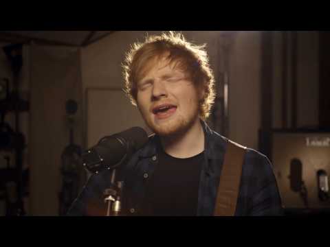 VIDEO : Ed Sheeran cumple 29 aos en pleno descanso en su carrera