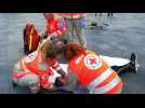 Saint-Quentin : la Croix-Rouge prend en charge une personne inconsciente (démonstration)