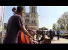 Des musiciens et des chanteurs dans les rues de Paris