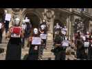 Les guides touristiques manifestent leur colère à Paris