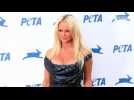 Pamela Anderson : sa demande à Emmanuel Macron concernant la chasse