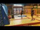 entraînement salto contre mur garçon