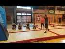 Entraînement salto contre mur fille