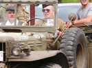 Des mariés et des jeeps à La Couture