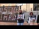 Violences sur un phoque: les défenseurs des animaux déploient une banderole devant le tribunal de Dunkerque