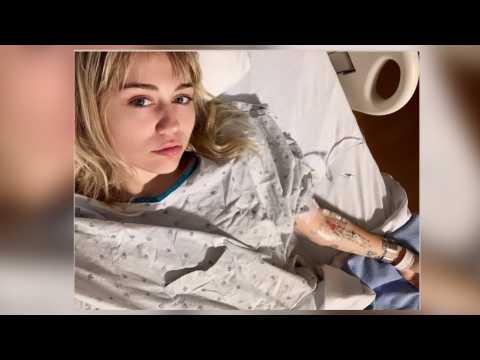 VIDEO : Miley Cyrus es trasladada al hospital