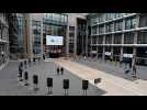 Le spectre des conférences virtuelles à Bruxelles