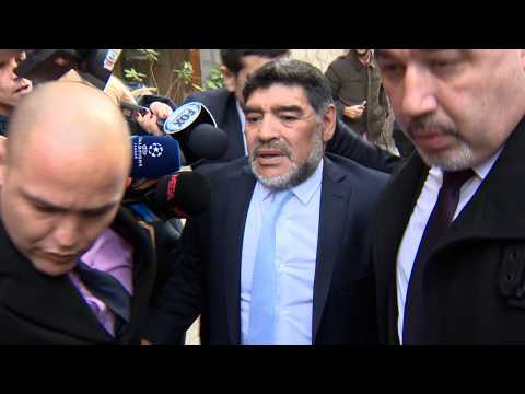 VIDEO : Muere Maradona y nace la leyenda del ftbol