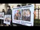 Devant une boutique Yves Saint Laurent, PETA dénonce l'usage de la fourrure
