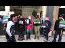 Amiens : des manifestants devant le Monoprix