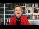 Mary Robinson : 
