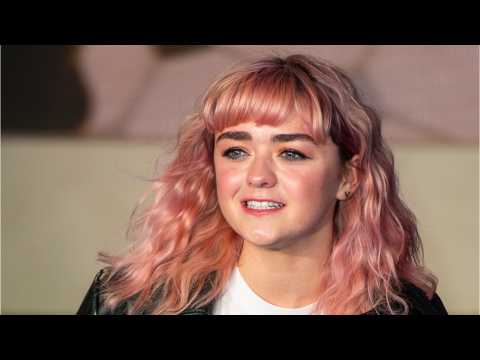 VIDEO : Game Of Thrones Star Maisie Williams Pulls Epic Prank On Fans