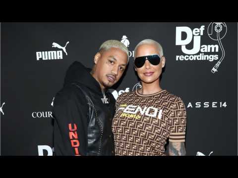 VIDEO : The Biggest Stars Who Are Expecting Babies This Year